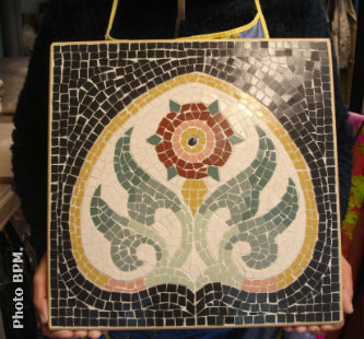 Ceci est une photo de la mosaique en grès cérame d Ceci est une photo de la mosaique en grès cérame d